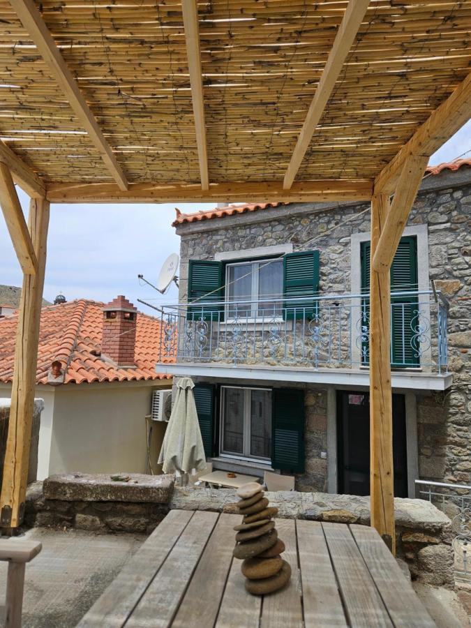 Traditional Stone House Thanos Bagian luar foto